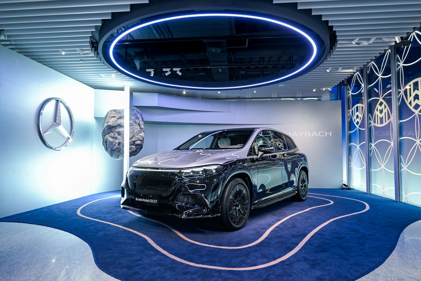 純電休旅王者 Mercedes-Maybach EQS 680 SUV